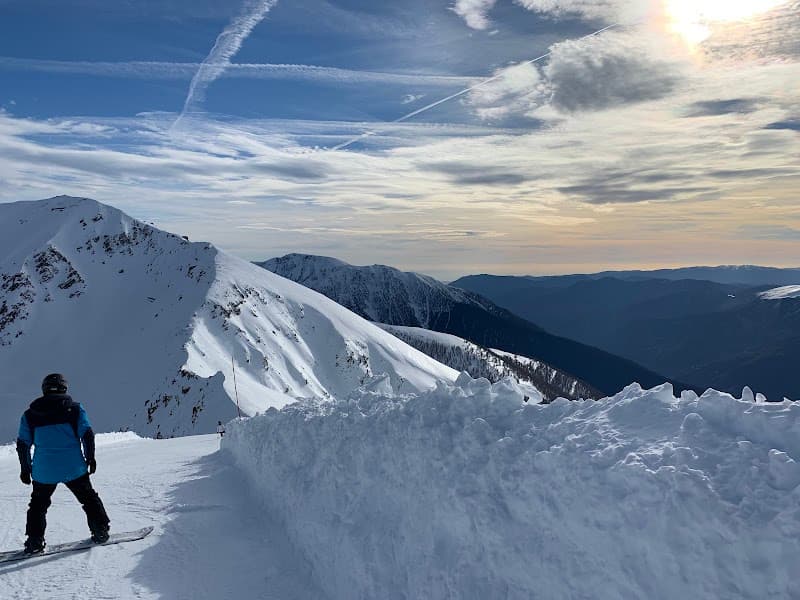 User photo of Isola 2000