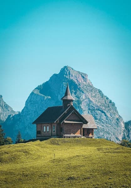 User photo of Stoos