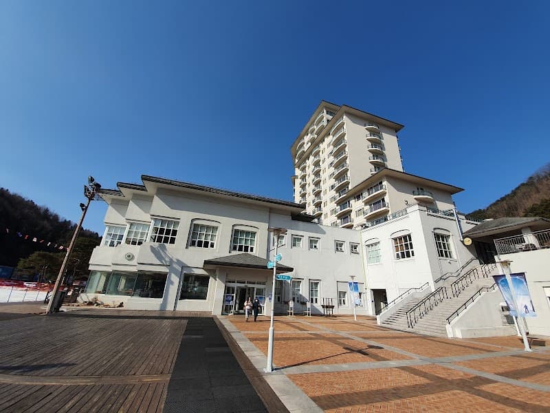 Elysian Gangchon ski resort